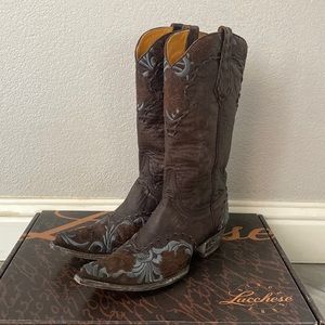 Pointed toe cowgirl boots, brown and turquoise with brown stitching